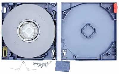 GE	DS3815RCE1BL022 by Moore Plc Limited