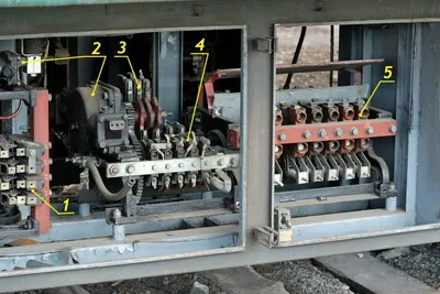 Disconnecting switch