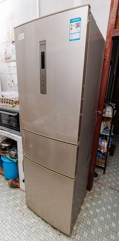 Samsung 25 CU FT 3 Door French Door Refrigerator