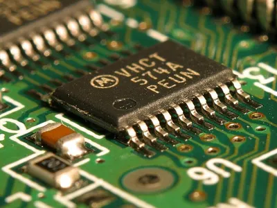 Integrated circuit(ad)