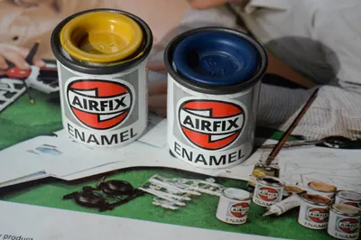 Dyo epoxy enamel