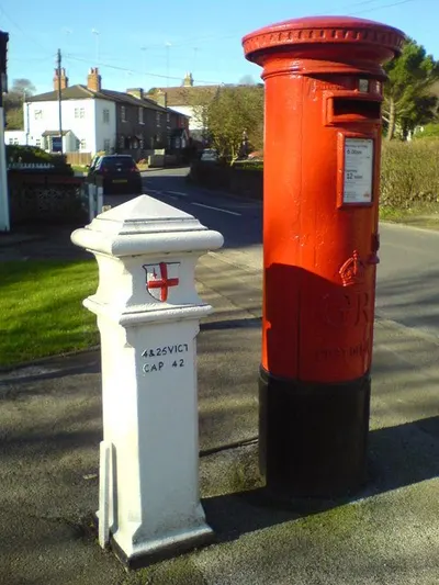 Removable bollard