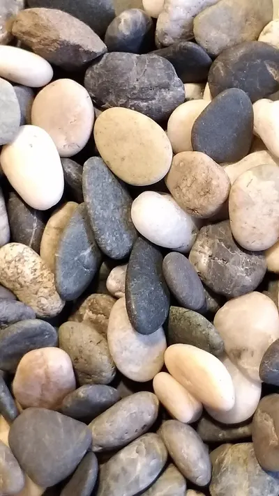 Onyx Pebbles