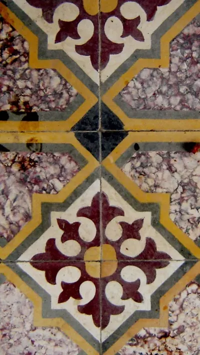 Ceramic borders