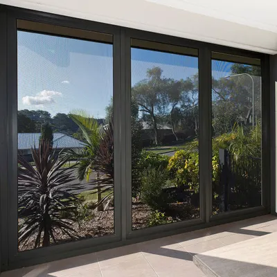 Aluminum casement door