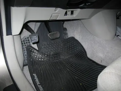 Car mat by Ningbo Jinjing International Co., Ltd