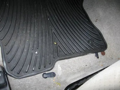 Joint Car Mat by Daon Trading