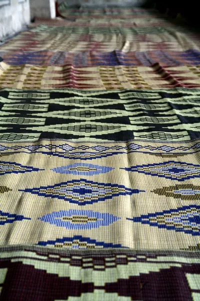 Weaving Fabrics