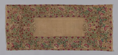 Christmas Tablecloth 5 - Beige by Shaoxing Yizhuo Textile Co., Ltd.