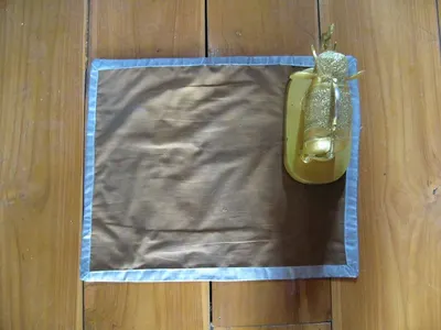 Table Runner/Mat of silk, golden/silver thread