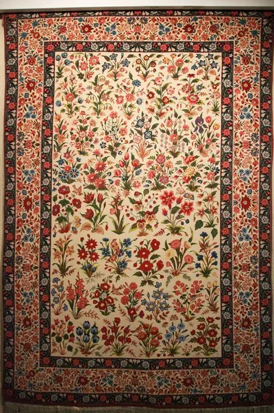 Kashmir - White