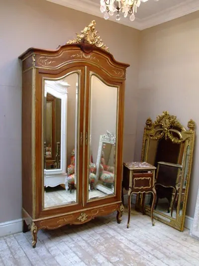 Armoire Antique Mahogany New Design by PT. Galeri Jepara Utama