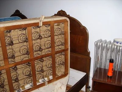 Empire Bed