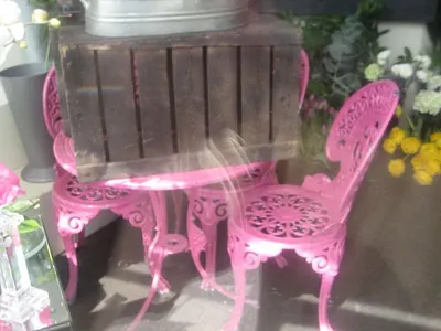 Cast Aluminium Table