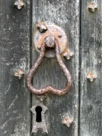 Door knocker