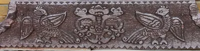 Wodden handcarved pickok windows