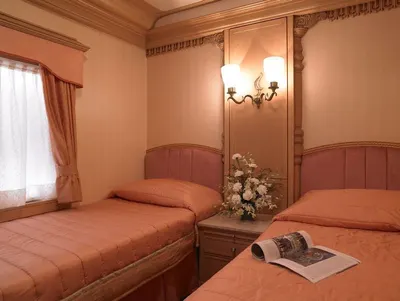 Set of Bedroom Classic 1 by Luxury Home Furniture