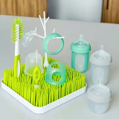 Baby feeding bottles