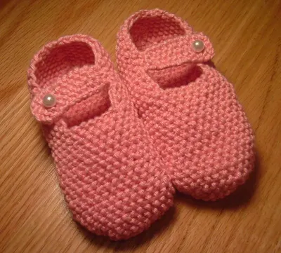 Pure White and Pink Color Soft Baby Shoe by Muhammed Ihsan Akkoyun Setiza Ithalat Ihracat