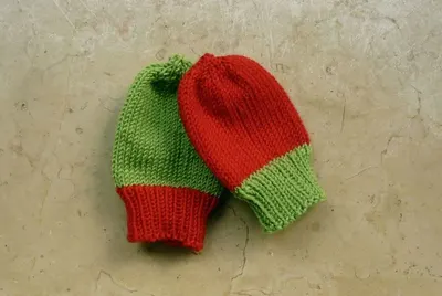 Knitted earphone hat headphones in a hat beanie