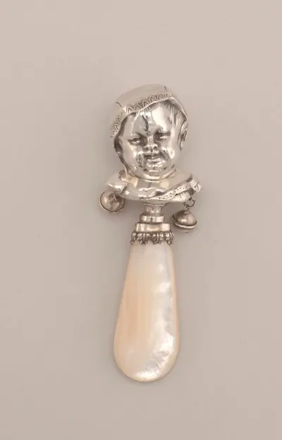 Sterling Silver Pearl Edison Shaped Pendant