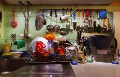 Crockery, cutlery and kitchenware