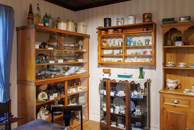 Classical shelf kits