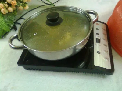 Stainless steel chafing dish