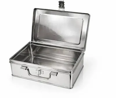 Cyrus Beaten Chafing Dish