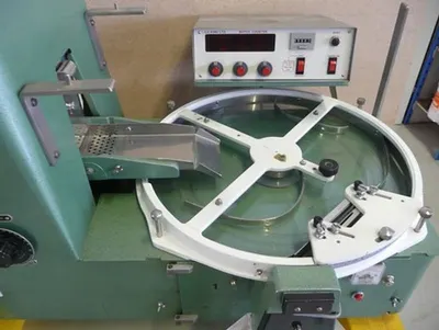 Gl--500j Adhesive Tape Making Machine by Zhengzhou Guolian Machinery Co. Ltd.