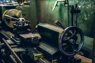 Knife grinding machine