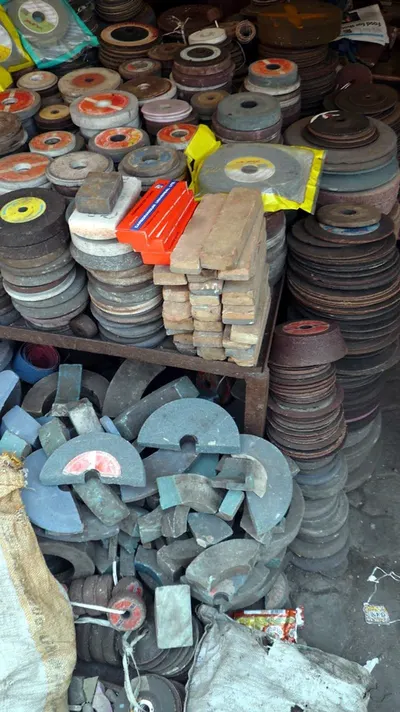 Vitrified  Grinding wheel by Henan Moresuperhard Products Co Ltd.