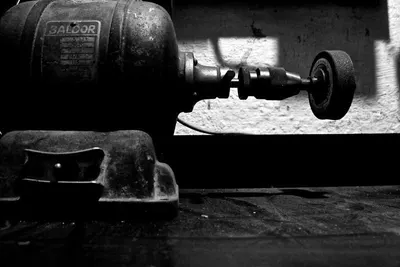 Grinding mill