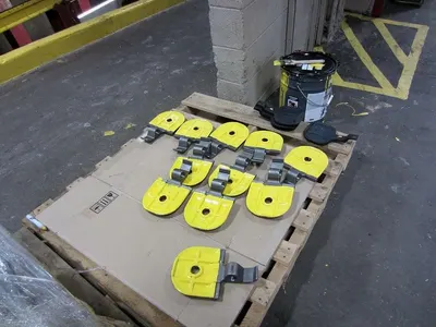 Lifting magnets