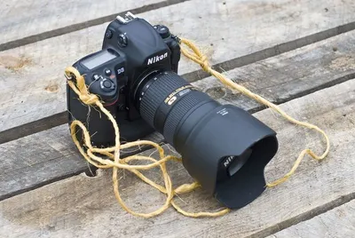 Nikon d3200 black with 18-55mm vr lens kit