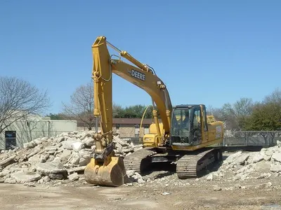 Used Komatsu Pc220-8 Excavator In Good Condition
