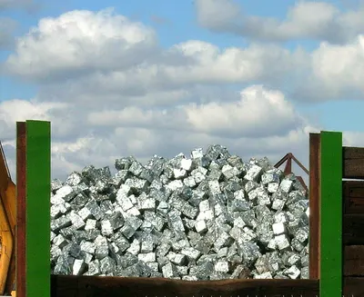 Aluminum engine block scrap