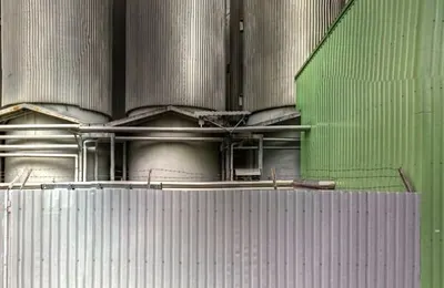 Grain silo