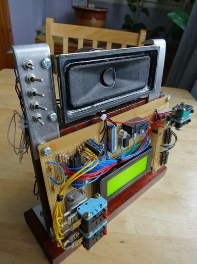 Irrico Speaker Box