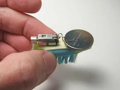 Zamac Coin Holder Keychain