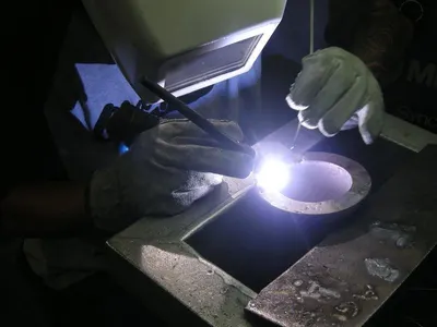 Butt-welding elbows