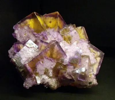 Natural rough quartzite stones
