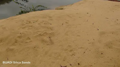 Silica Sand by Dhanlaxmi Minerals