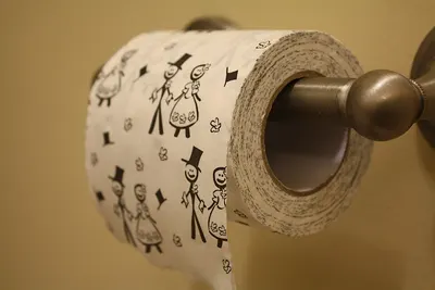 TOILET ROLL