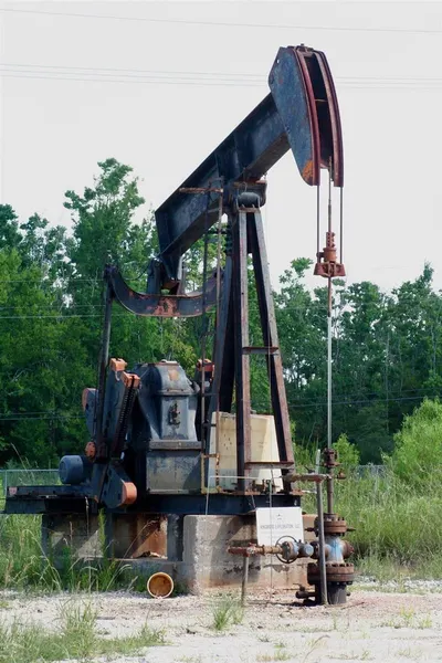 Distillation Column And Oil Fractionating