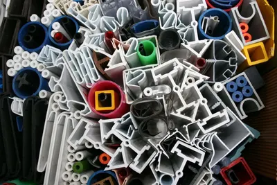Tile spacers