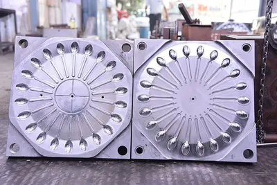 Flexible Bucket Moulds