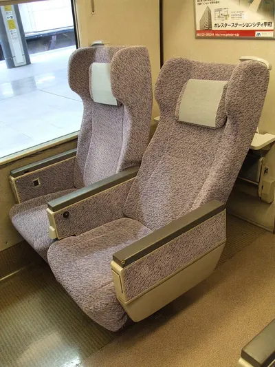 Bus seat