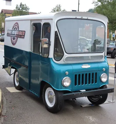 4-wheel electric garbage truck