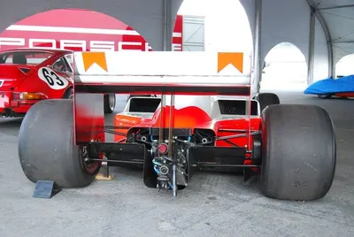 F1 simulator with motion platform
